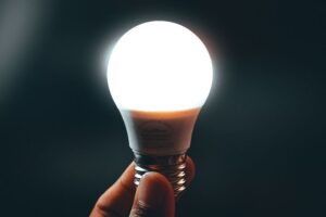 Tips Hemat Biaya dengan Lampu LED: Teknologi yang Menghemat Dompet